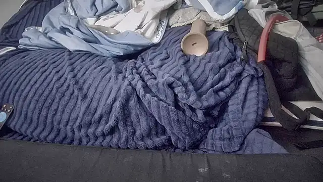 Snapshot of jasoncali305 chatting on 11.03.25 jasoncali305 online show from 11.03.25