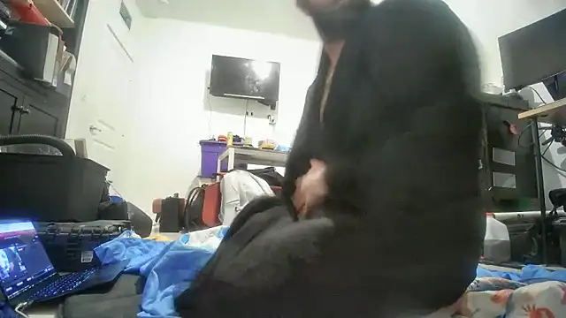 Snapshot of jasoncali305 chatting on 11.25.25 jasoncali305 online show from 11.25.25