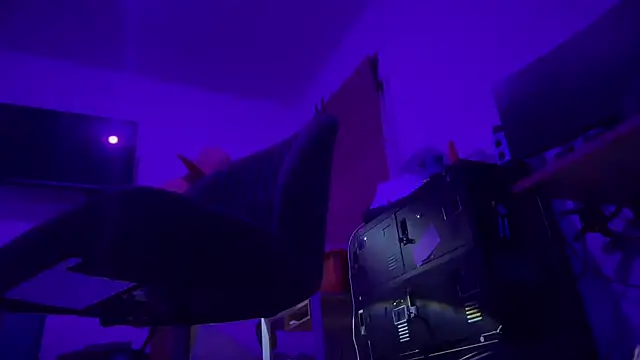 Snapshot of jasoncali305 chatting on 12.03.25 jasoncali305 online show from 12.03.25