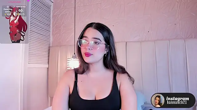 Snapshot of hannahst_ chatting on 01.08.26 hannahst online show from 01.08.26