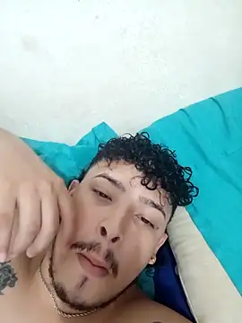 Snapshot of KH47 chatting on 10.06.25 KH47 online show from 10.06.25