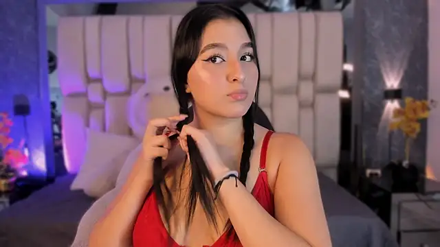 MariaFlowers online show from 11.22.25