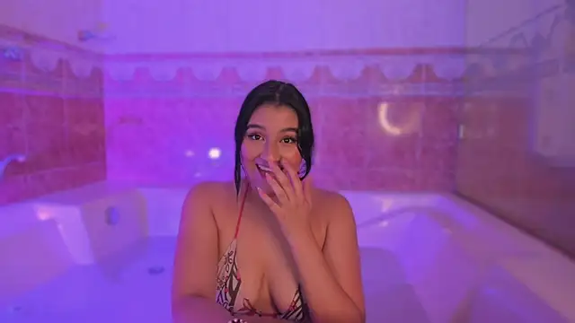 MariaFlowers online show from 11.25.25