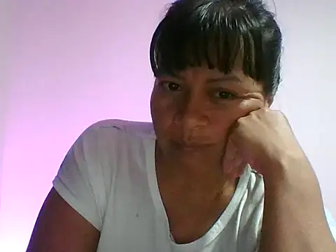 adri89-g online show from 11.16.25