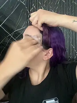 Snapshot of mistress_angell_ chatting on 10.08.25 mistress angell online show from 10.08.25