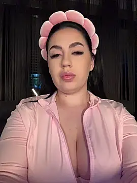Snapshot of Andrestarr chatting on 06.15.26 Andrestarr online show from 06.15.26