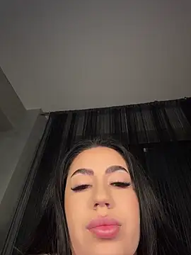 Snapshot of Andrestarr chatting on 06.23.26 Andrestarr online show from 06.23.26