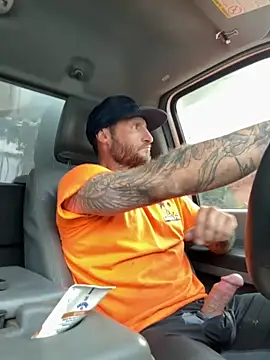 Snapshot of skip69xxx chatting on 11.18.25 skip69xxx online show from 11.18.25