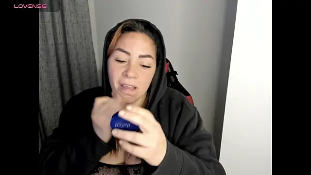 alexiaystive3 online show from 10.05.25