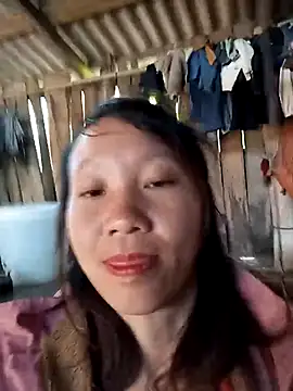 bonnie-00 online show from 11.29.25