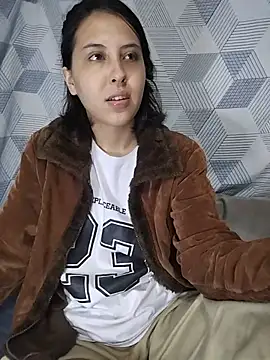 scarletoficial online show from 06.12.26