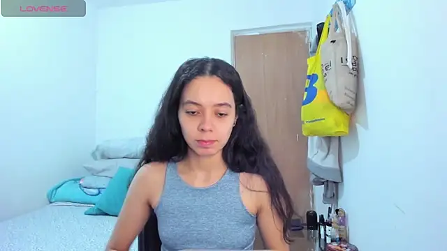 Annie rosse1017 online show from 10.28.25