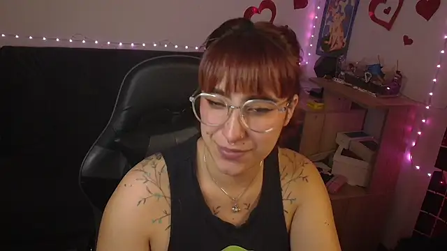 Miacatsito3 online show from 05.26.26
