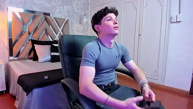 kraven lust online show from 11.15.25