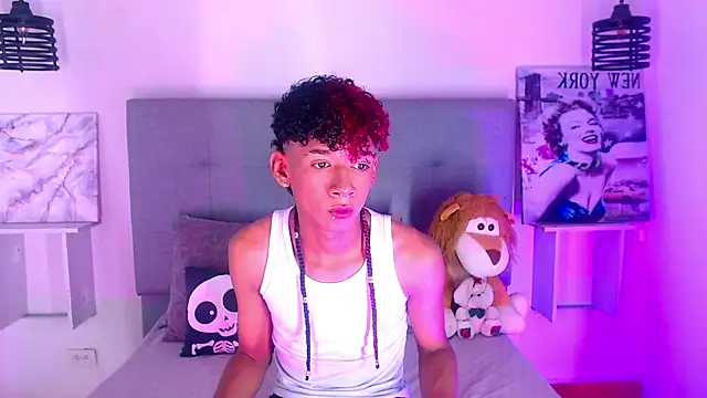 Snapshot of Billie_Turner_ chatting on 11.13.25 Billie Turner online show from 11.13.25