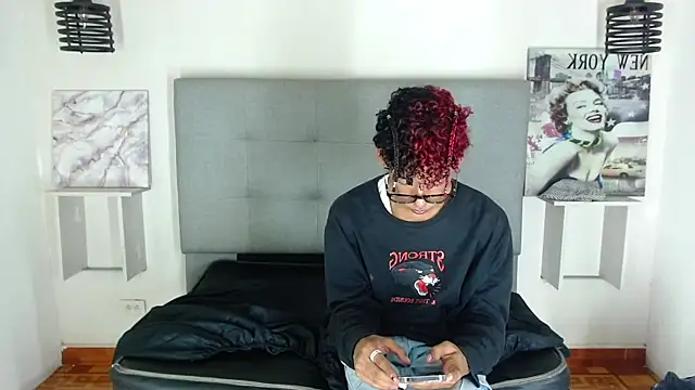 Snapshot of Billie_Turner_ chatting on 11.15.25 Billie Turner online show from 11.15.25