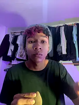 Snapshot of Billie_Turner_ chatting on 12.15.25 Billie Turner online show from 12.15.25