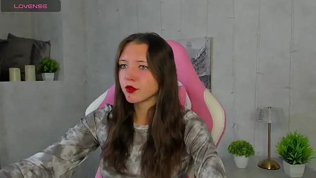 Snapshot of Amanda_Reedd chatting on 10.01.25 Amanda Reedd online show from 10.01.25