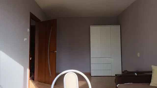 Lillian-Clark online show from 10.05.25