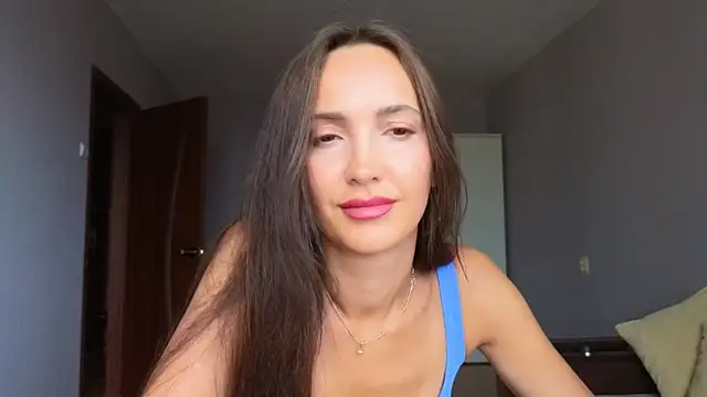 Lillian-Clark online show from 04.08.26