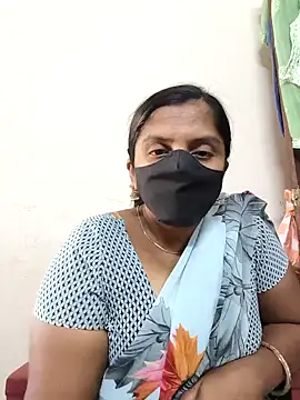 Snapshot of Sowjanya-telugu chatting on 11.20.25 Sowjanya-telugu online show from 11.20.25