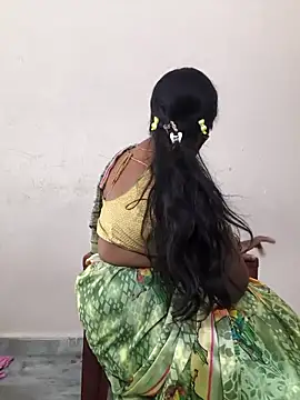 Snapshot of Sowjanya-telugu chatting on 12.16.25 Sowjanya-telugu online show from 12.16.25