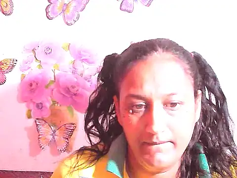 Indiansexyboobs18 online show from 10.22.25