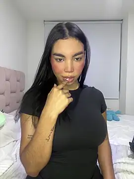 karolaalcendra online show from 03.01.26