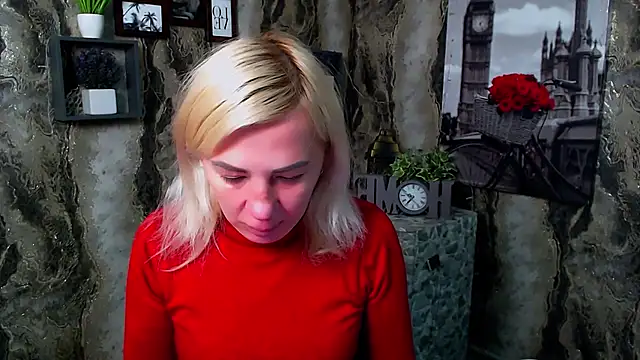 EmmaCat  online show from 02.22.26