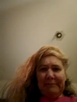 Snapshot of goodstyle chatting on 04.10.26 goodstyle online show from 04.10.26