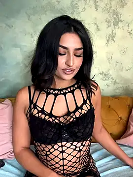 Mia spicyy online show from 10.23.25