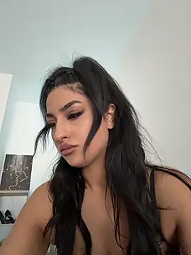 Snapshot of Mia_spicyy chatting on 08.02.26 Mia spicyy online show from 08.02.26