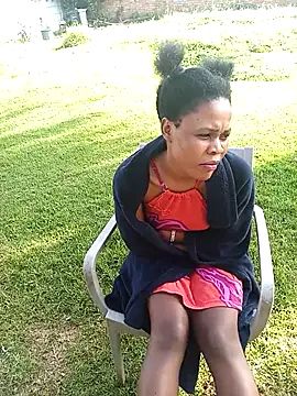 Snapshot of BlondieBitch chatting on 03.25.26 BlondieBitch online show from 03.25.26