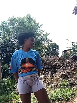 Snapshot of BlondieBitch chatting on 04.01.26 BlondieBitch online show from 04.01.26