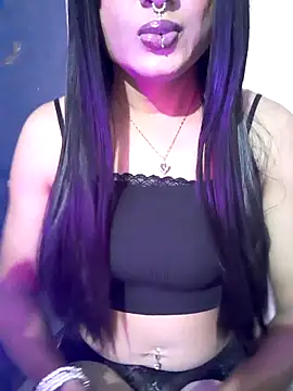 Cutie-Whiskey1 online show from 11.24.25