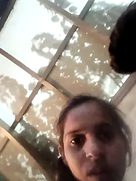 Saloni-Gupta online show from 02.14.26