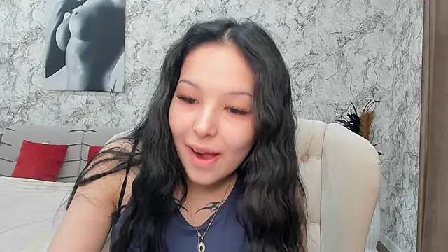 ElizabethParkk online show from 09.15.25