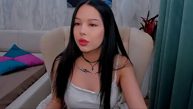 ElizabethParkk online show from 09.25.25