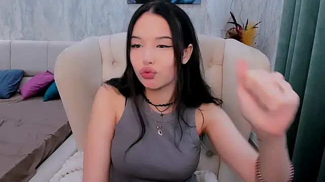 ElizabethParkk online show from 10.10.25