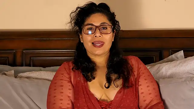 Snapshot of juicyteacher chatting on 12.14.25 juicyteacher online show from 12.14.25