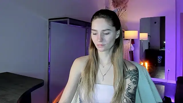 Melloudy online show from 12.04.25