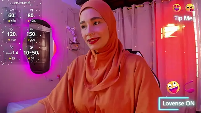 ShanaJamil online show from 10.28.25