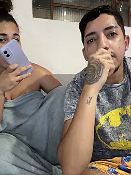 CasalMaldoso01 online show from 10.31.25