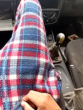 Snapshot of IssuedEcho chatting on 03.01.26 IssuedEcho online show from 03.01.26