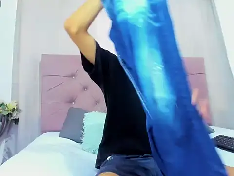 Snapshot of EthanBlackwoodd chatting on 10.03.25 EthanBlackwoodd online show from 10.03.25