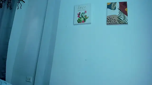 Snapshot of EthanBlackwoodd chatting on 12.21.25 EthanBlackwoodd online show from 12.21.25