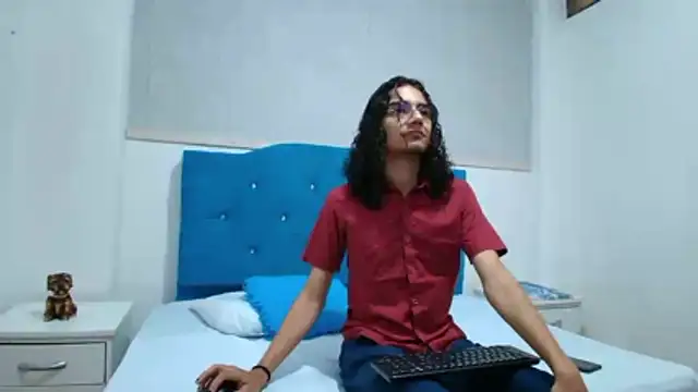 Snapshot of EthanBlackwoodd chatting on 01.06.26 EthanBlackwoodd online show from 01.06.26