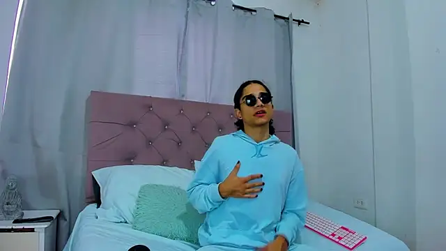 Snapshot of EthanBlackwoodd chatting on 02.19.26 EthanBlackwoodd online show from 02.19.26