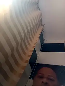 Snapshot of Rosabela04 chatting on 11.01.25 Rosabela04 online show from 11.01.25