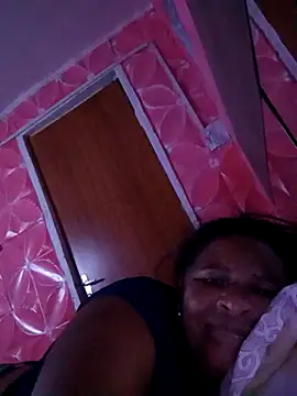 Snapshot of Rosabela04 chatting on 11.22.25 Rosabela04 online show from 11.22.25